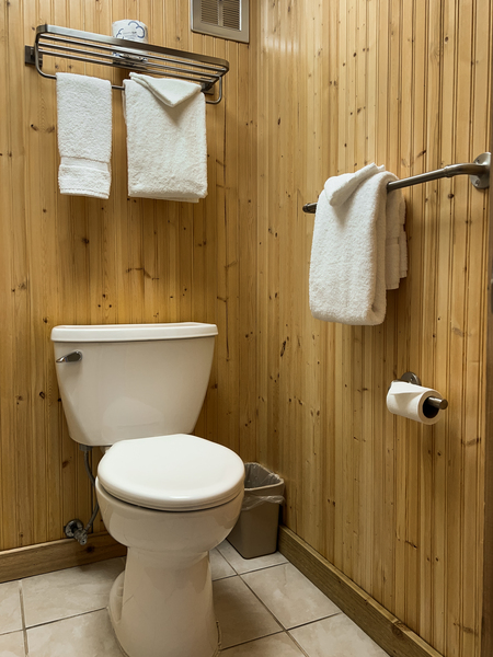 One King Bed Photo 9